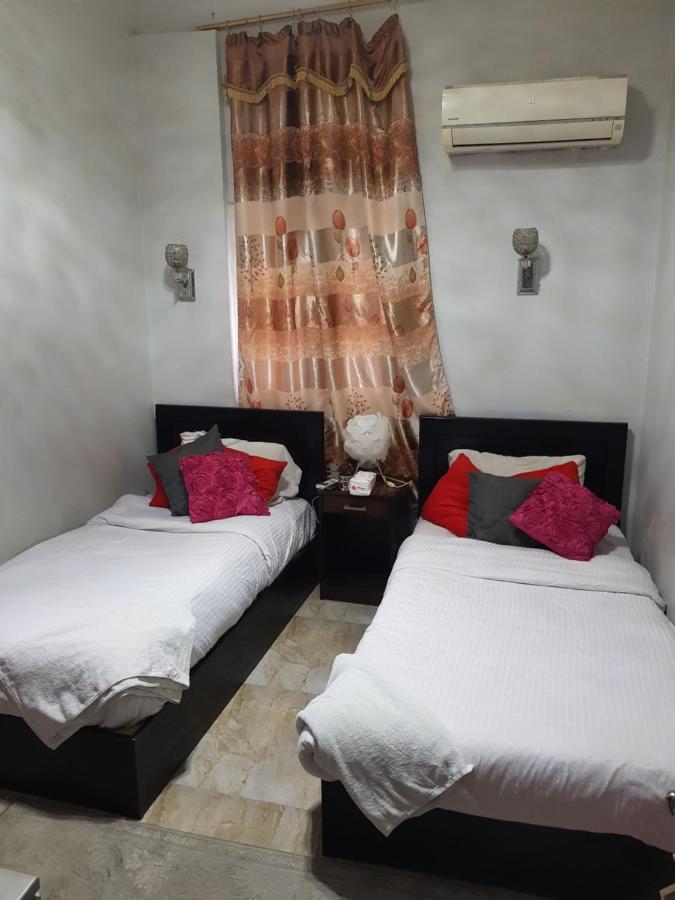 Downtown Inn Kaherah Luaran gambar
