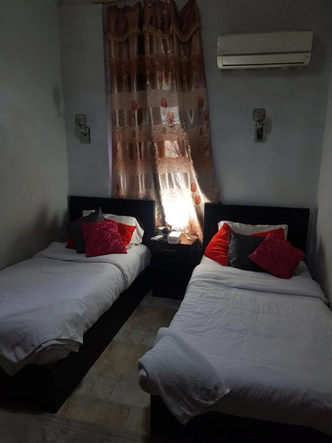Downtown Inn Kaherah Luaran gambar